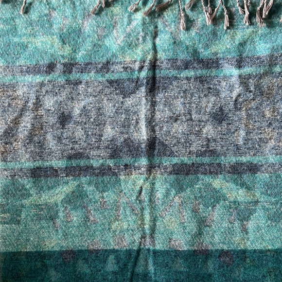 ROXY lofty mohair blend blanket scarf - Picture 7 of 8